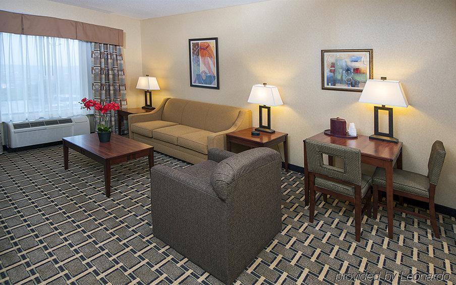 Holiday Inn Express Hotel & Suites Youngstown North-Warren/Niles, An Ihg Hotel Szoba fotó