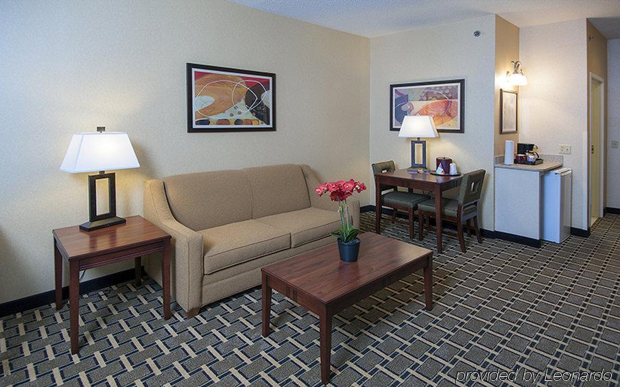 Holiday Inn Express Hotel & Suites Youngstown North-Warren/Niles By Ihg Szoba fotó