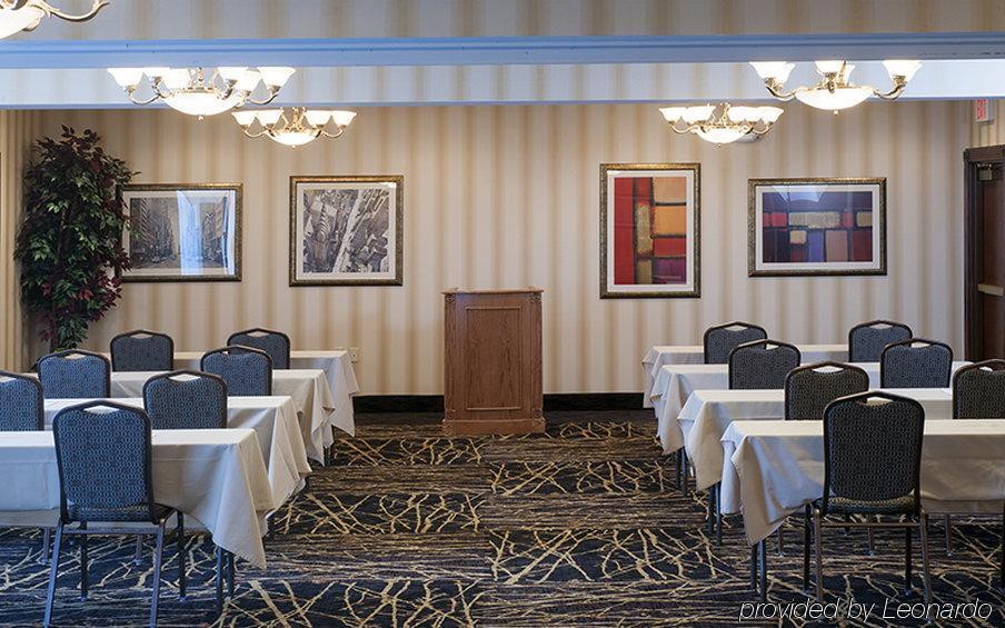 Holiday Inn Express Hotel & Suites Youngstown North-Warren/Niles By Ihg Üzleti fotó
