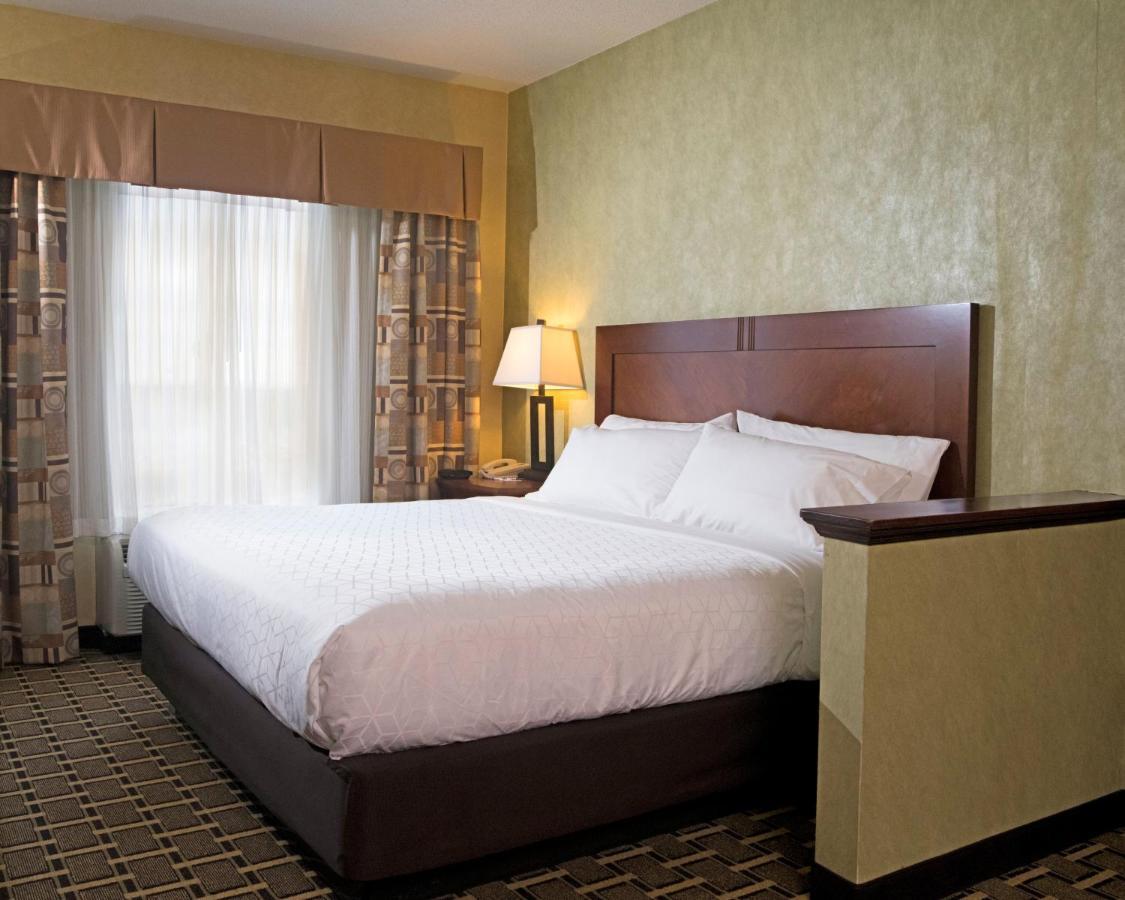 Holiday Inn Express Hotel & Suites Youngstown North-Warren/Niles By Ihg Kültér fotó