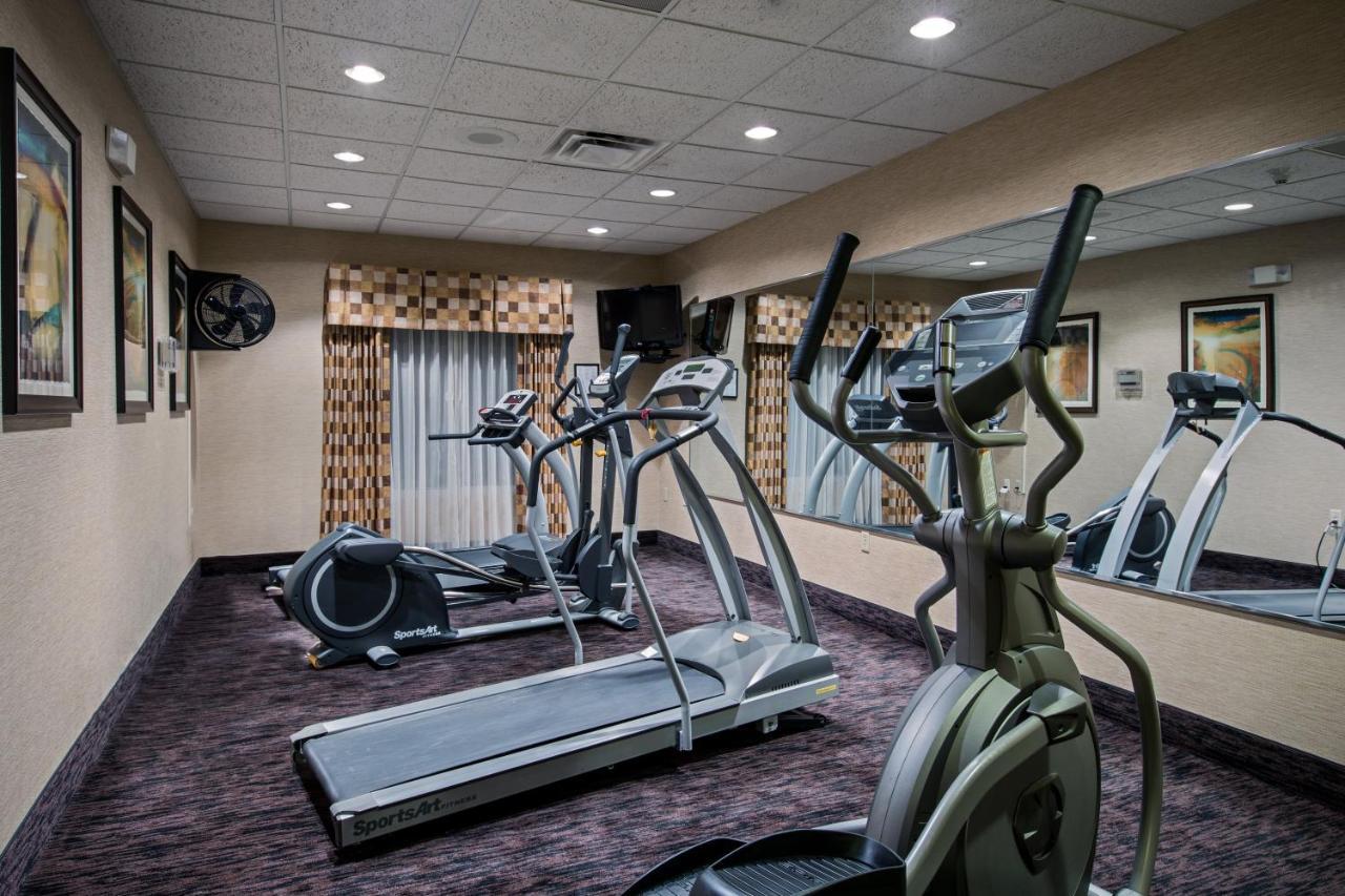 Holiday Inn Express Hotel & Suites Youngstown North-Warren/Niles By Ihg Kültér fotó